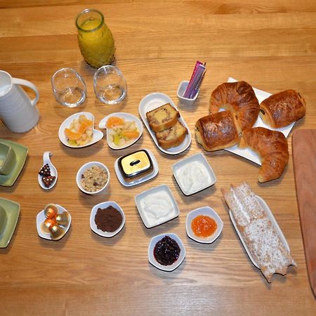 Locus Amoenus Bed and Breakfast Lirac Buitenkant foto